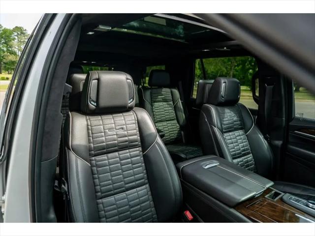 2022 Cadillac Escalade 4WD Sport Platinum