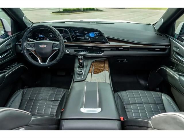 2022 Cadillac Escalade 4WD Sport Platinum