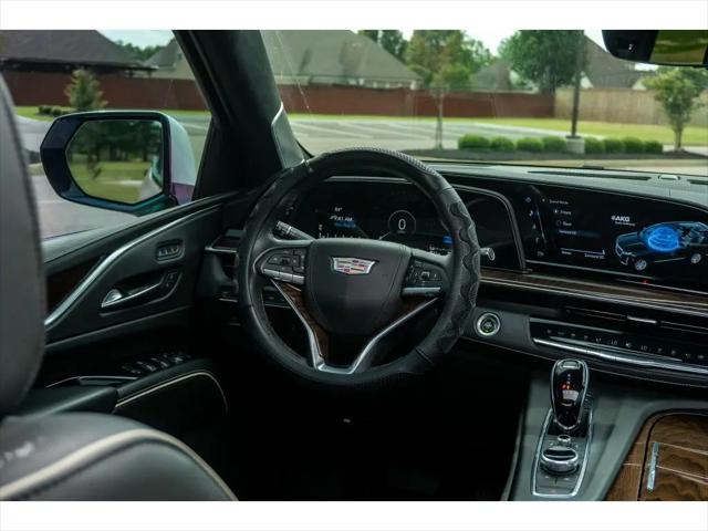 2022 Cadillac Escalade 4WD Sport Platinum