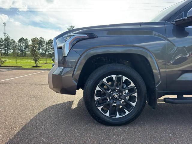 2026 Toyota Tundra Limited CrewMax 5.5' Bed