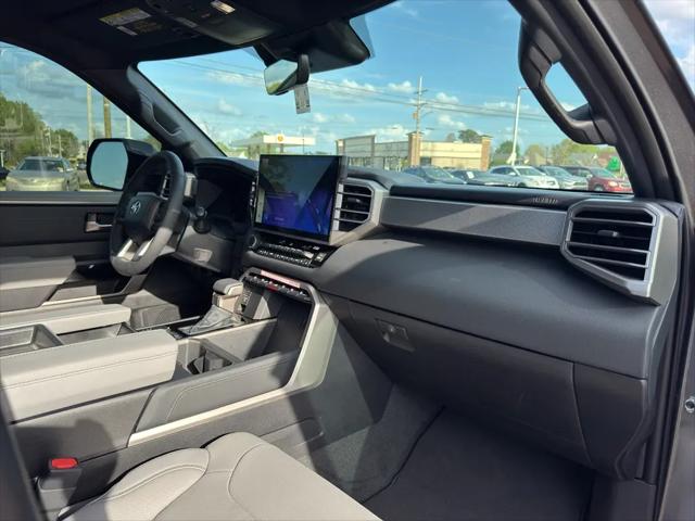 2026 Toyota Tundra Limited CrewMax 5.5' Bed