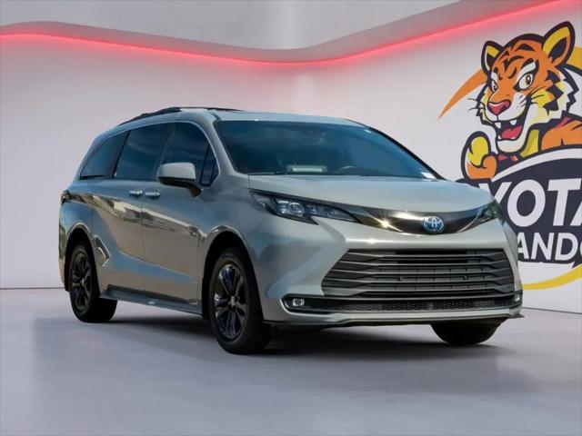 2024 Toyota Sienna Woodland Edition