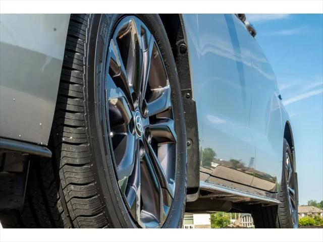 2024 Toyota Sienna Woodland Edition