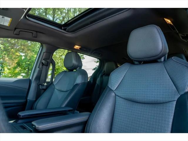 2024 Toyota Sienna Woodland Edition