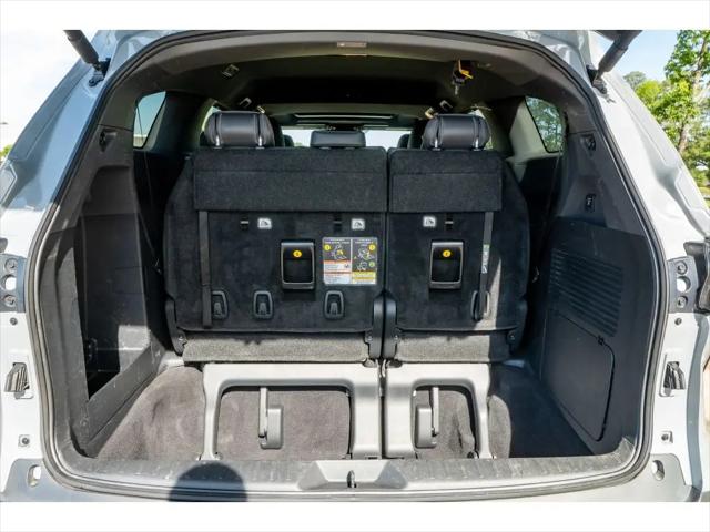 2024 Toyota Sienna Woodland Edition