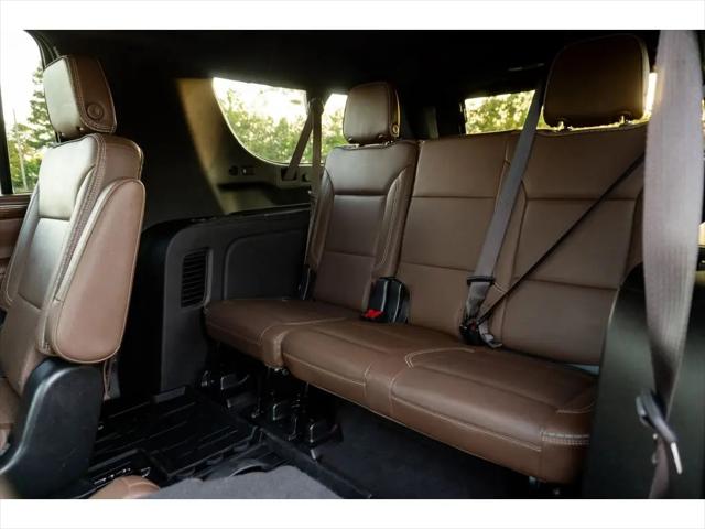 2022 Chevrolet Suburban 4WD High Country