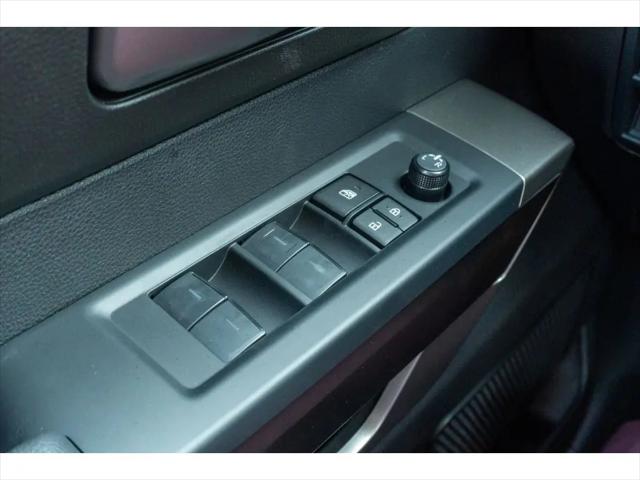 2026 Toyota Tundra SR5 CrewMax 5.5' Bed