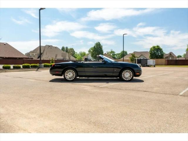 2004 Ford Thunderbird Deluxe