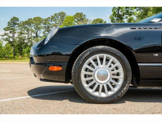 2004 Ford Thunderbird Deluxe