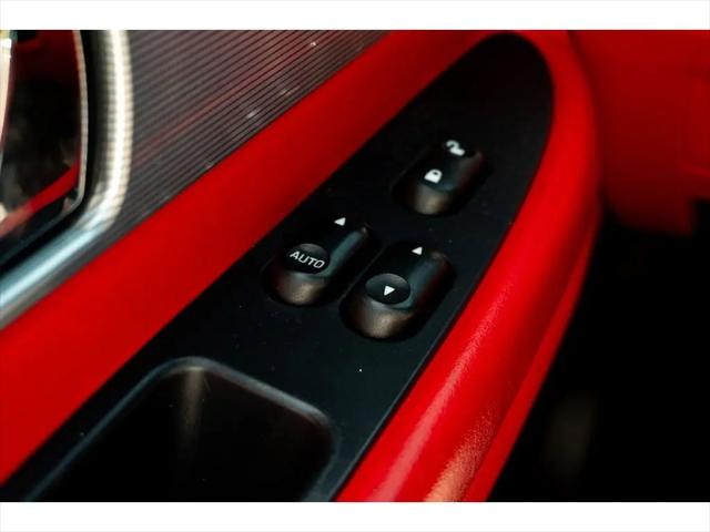 2004 Ford Thunderbird Deluxe