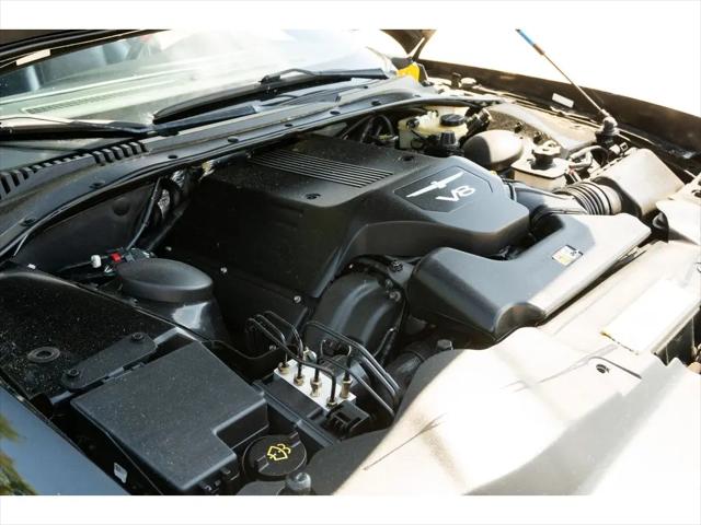 2004 Ford Thunderbird Deluxe