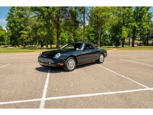 2004 Ford Thunderbird Deluxe
