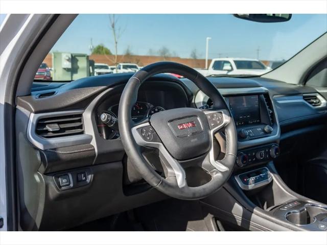 2023 GMC Acadia AWD SLT