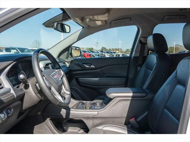 2023 GMC Acadia AWD SLT