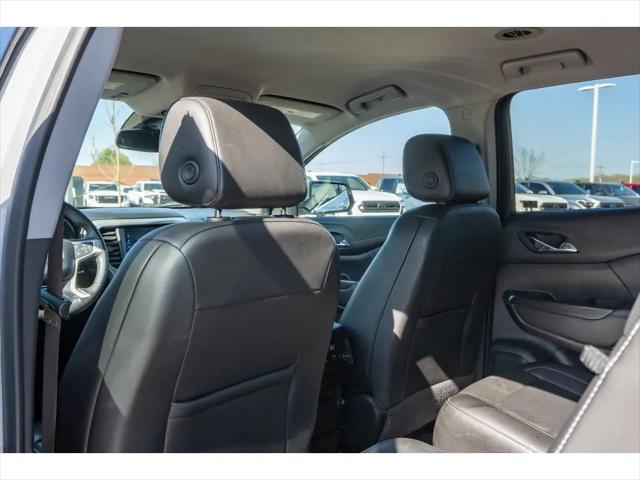2023 GMC Acadia AWD SLT