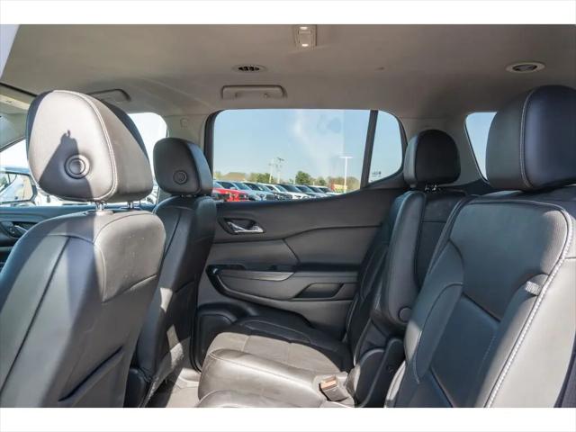 2023 GMC Acadia AWD SLT