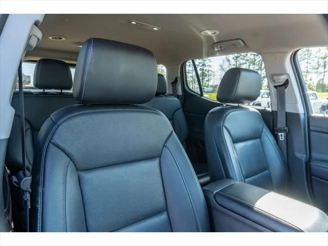 2023 GMC Acadia AWD SLT