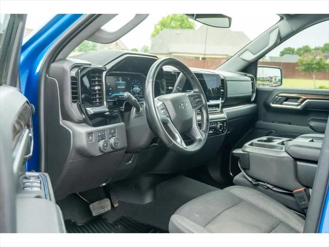 2023 Chevrolet Silverado 1500 4WD Crew Cab Short Bed RST