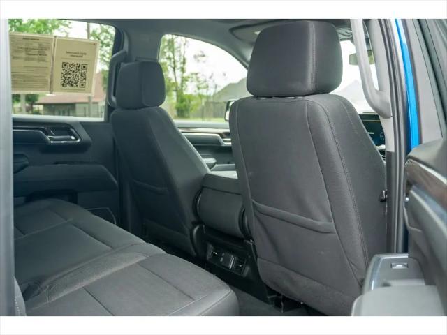 2023 Chevrolet Silverado 1500 4WD Crew Cab Short Bed RST