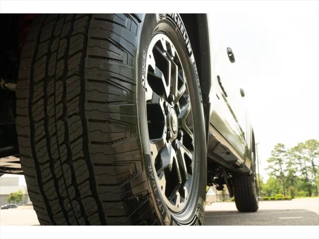 2026 Toyota Tundra SR5 CrewMax 5.5' Bed