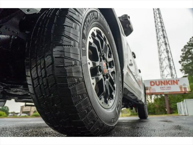 2026 Toyota Tundra Limited CrewMax 5.5' Bed