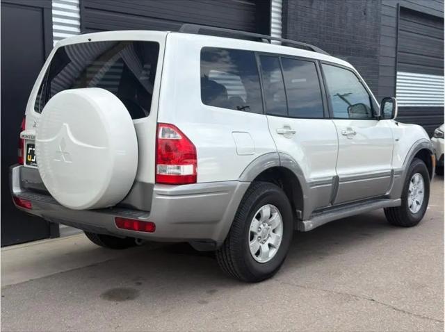 2004 Mitsubishi Montero XLS