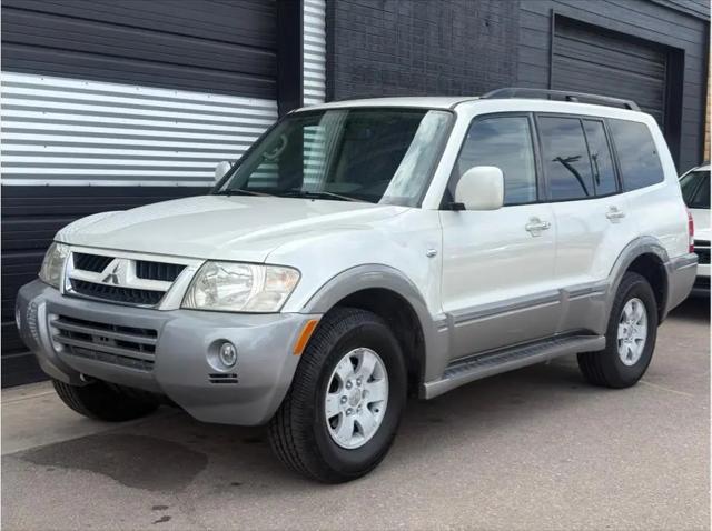 2004 Mitsubishi Montero XLS