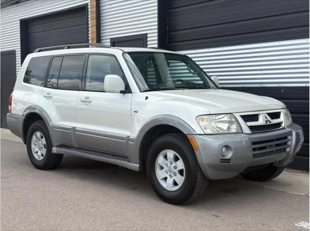 2004 Mitsubishi Montero XLS