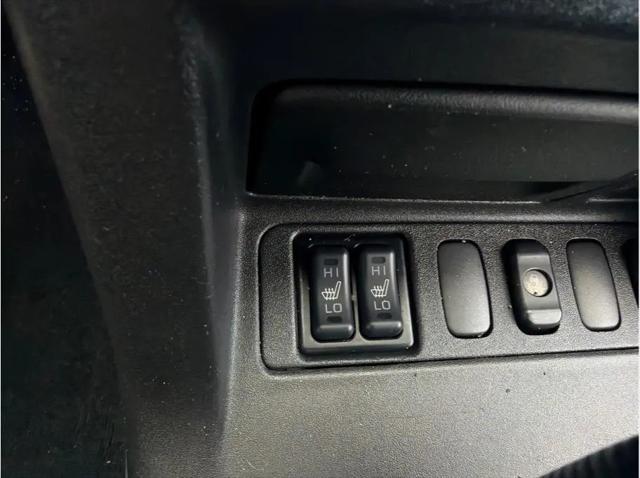 2004 Mitsubishi Montero XLS