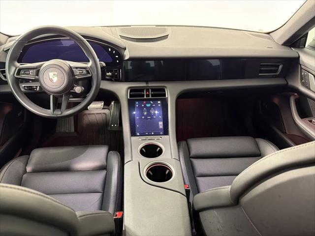 2025 Porsche Taycan Taycan
