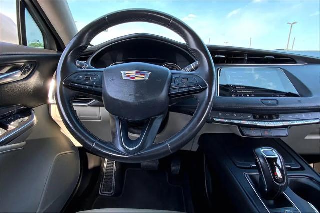 2019 Cadillac XT4 Luxury