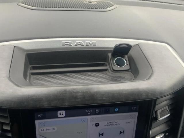 2022 Ram 1500 Big Horn Crew Cab 4x4 5'7" Box