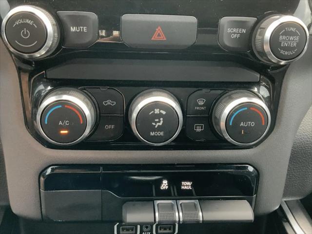 2022 Ram 1500 Big Horn Crew Cab 4x4 5'7" Box