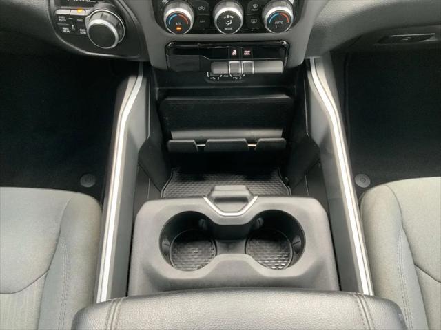 2022 Ram 1500 Big Horn Crew Cab 4x4 5'7" Box