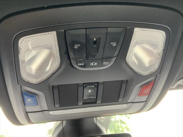 2022 Ram 1500 Big Horn Crew Cab 4x4 5'7" Box