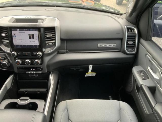 2022 Ram 1500 Big Horn Crew Cab 4x4 5'7" Box
