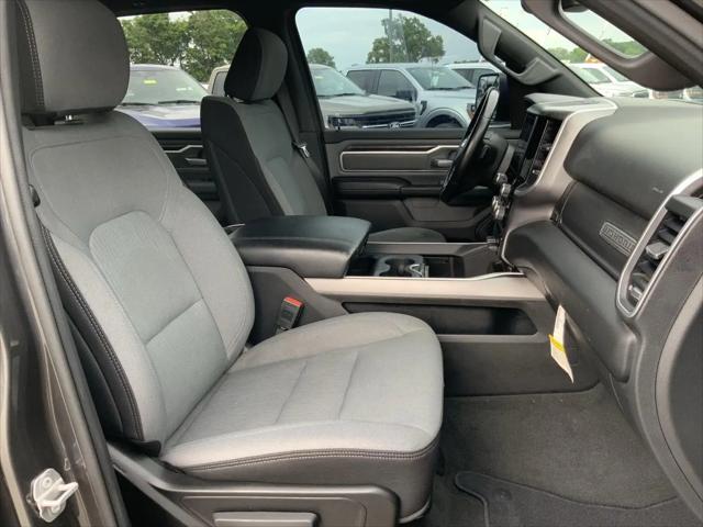 2022 Ram 1500 Big Horn Crew Cab 4x4 5'7" Box