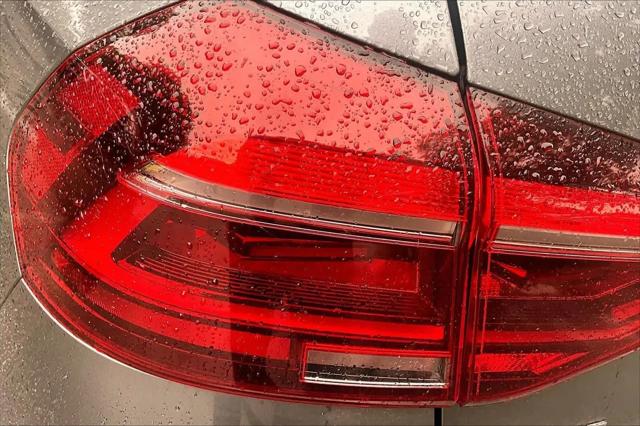2017 Volkswagen Passat 1.8T R-Line