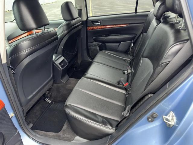 2010 Subaru Outback 2.5i Limited