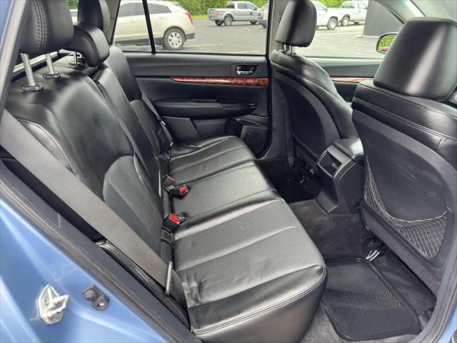 2010 Subaru Outback 2.5i Limited