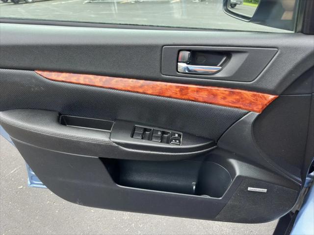 2010 Subaru Outback 2.5i Limited