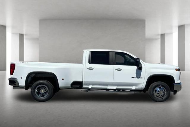 2026 Chevrolet Silverado 3500HD Crew Cab, Long Bed, LT Dual Rear Wheel, RWD
