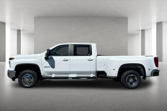2026 Chevrolet Silverado 3500HD Crew Cab, Long Bed, LT Dual Rear Wheel, RWD