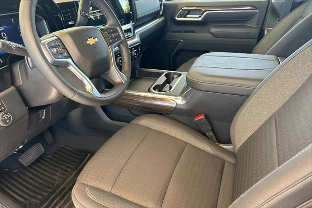 2026 Chevrolet Silverado 3500HD Crew Cab, Long Bed, LT Dual Rear Wheel, RWD