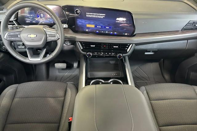 2026 Chevrolet Suburban LS, 4WD
