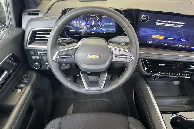 2026 Chevrolet Suburban LS, 4WD