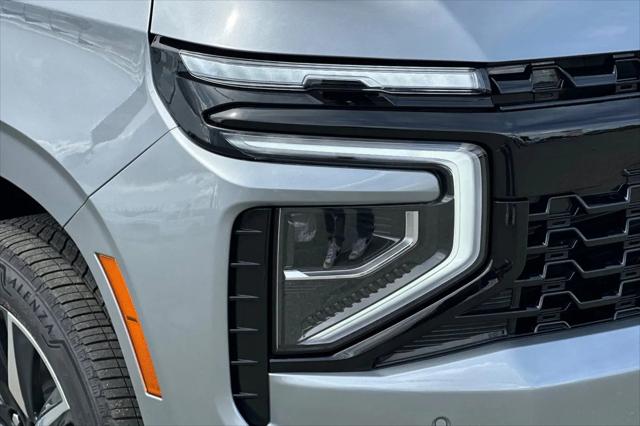 2026 Chevrolet Suburban LS, 4WD