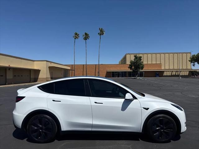 2024 Tesla Model Y Long Range Dual Motor All-Wheel Drive