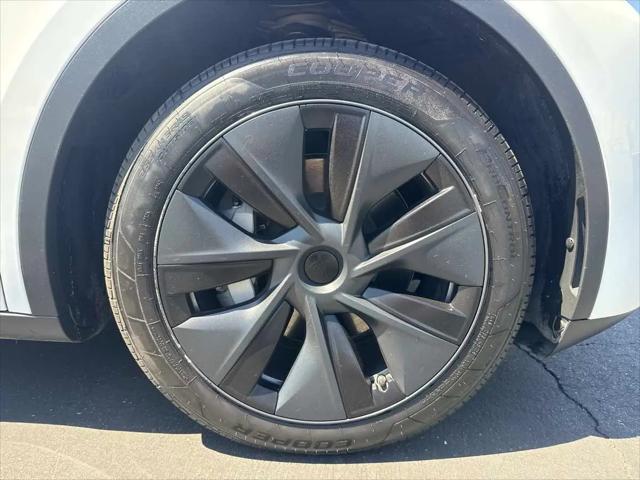 2024 Tesla Model Y Long Range Dual Motor All-Wheel Drive