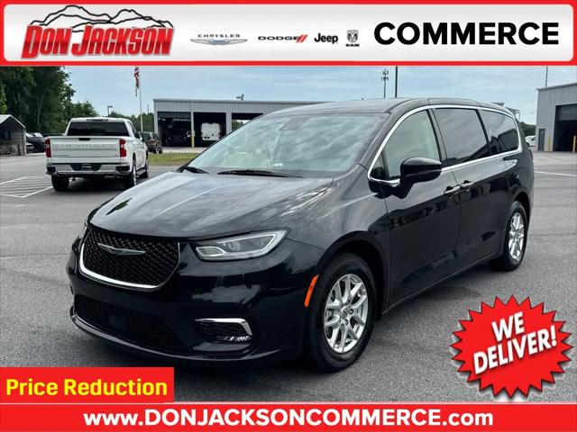 2023 Chrysler Pacifica Touring L for sale in Commerce, GA